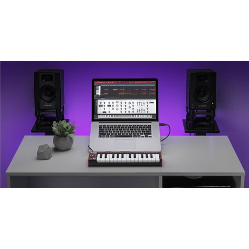 MIDI клавіатура AKAI LPK25 MKII