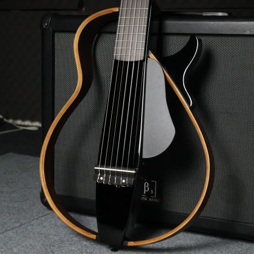Бас-гитара YAMAHA SLG200N (Translucent Black)