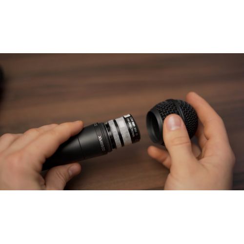 Вокальный микрофон BEHRINGER XM8500