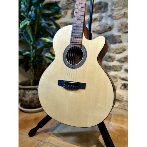 Классическая гитара CORT CEC1 (Open Pore)