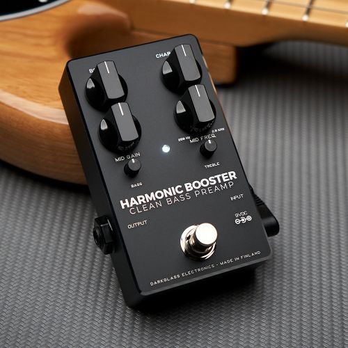 Педаль Darkglass Electronics Harmonic Booster