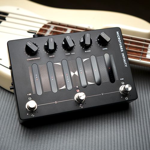 Педаль Darkglass Electronics Microtubes Infinity