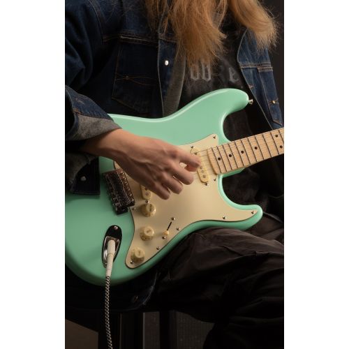 Электрогитара Donner Music DST-600 Electric Guitar-surf green EC6801