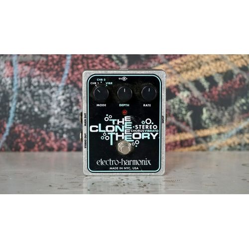 Педаль эффектов Electro-harmonix Stereo Clone Theory