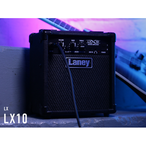 Гитарный комбоусилитель Laney LX10