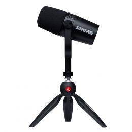 Микрофон для подкастов с настольным штативом SHURE MV7+-K-BNDL
