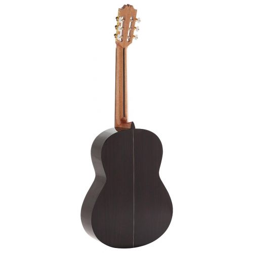 Классическая гитара ADMIRA A6