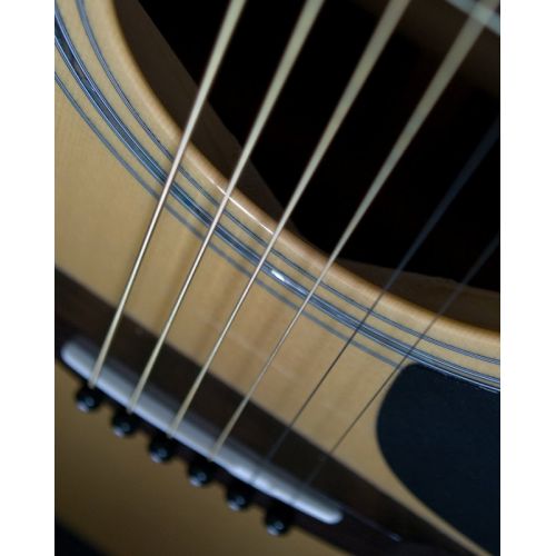 Акустическая гитара YAMAHA LL6