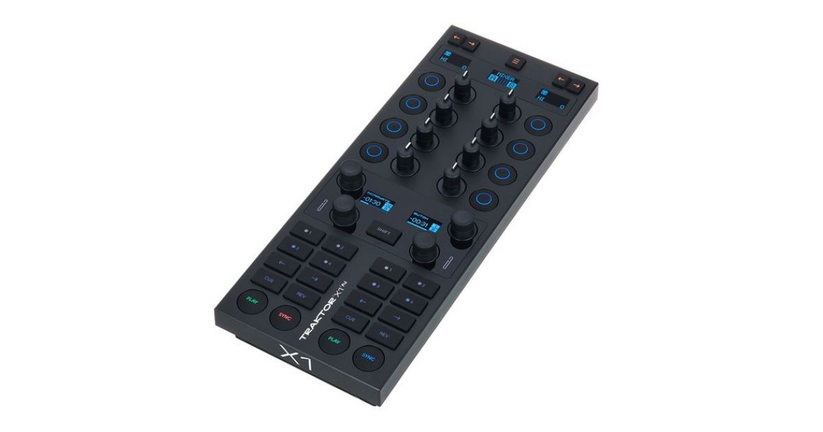 DJ機材 TRAKTOR X1 MK3 Native Instruments DJ native_instruments_traktor_kon