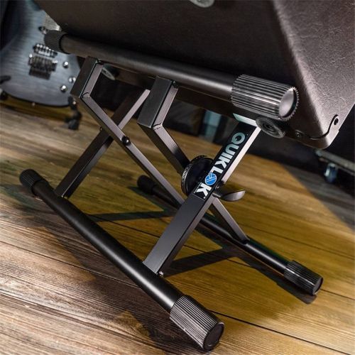 Стойка для комбоусилителя QUIK LOK BS317 Стойка для комбоусилителя QUIK LOK BS317