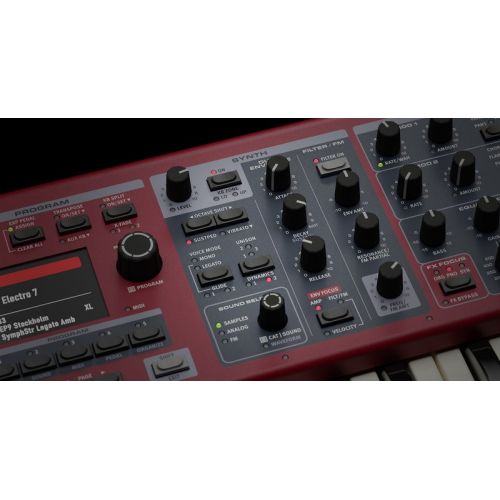 Синтезатор Nord Electro 7 73