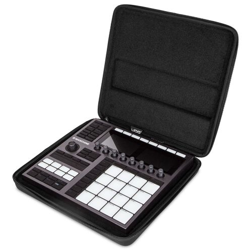 Чехол для DJ-контроллера UDG Creator NI Maschine+/MK3 Hardcase Black Чехол для DJ-контроллера UDG Creator NI Maschine+/MK3 Hardcase Black