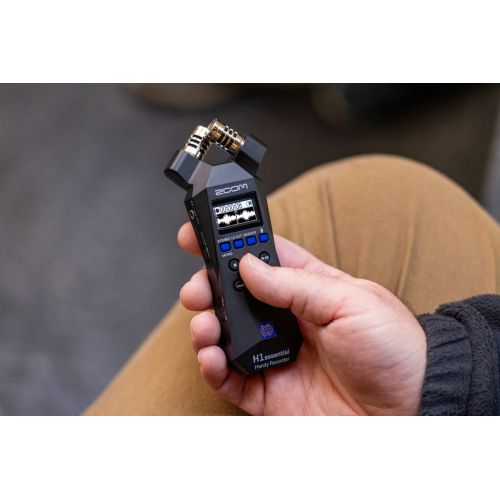 Портативный рекордер Zoom H1essential