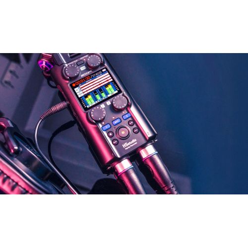 Портативный рекордер Zoom H5studio